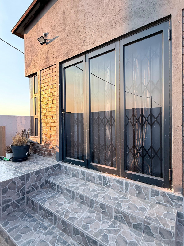 aluminium window frame burglar bars